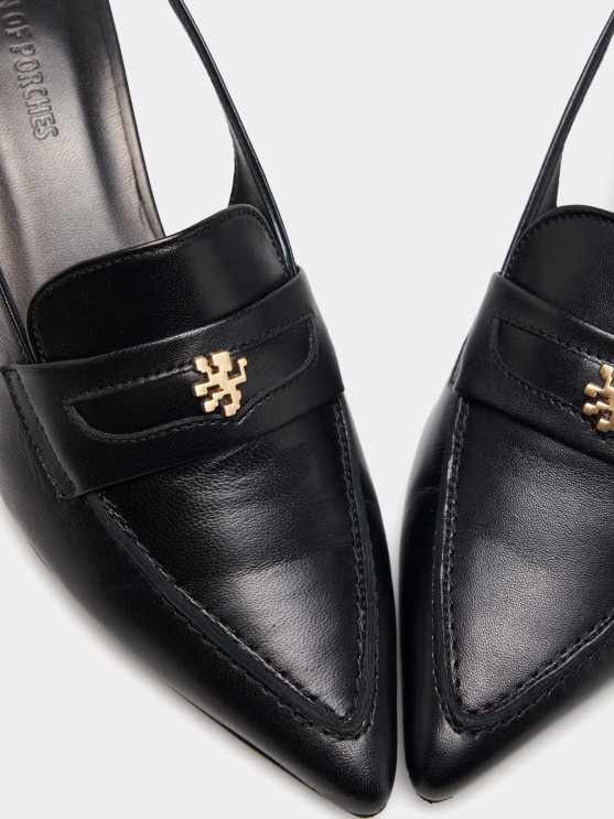 Kitten heel shoes