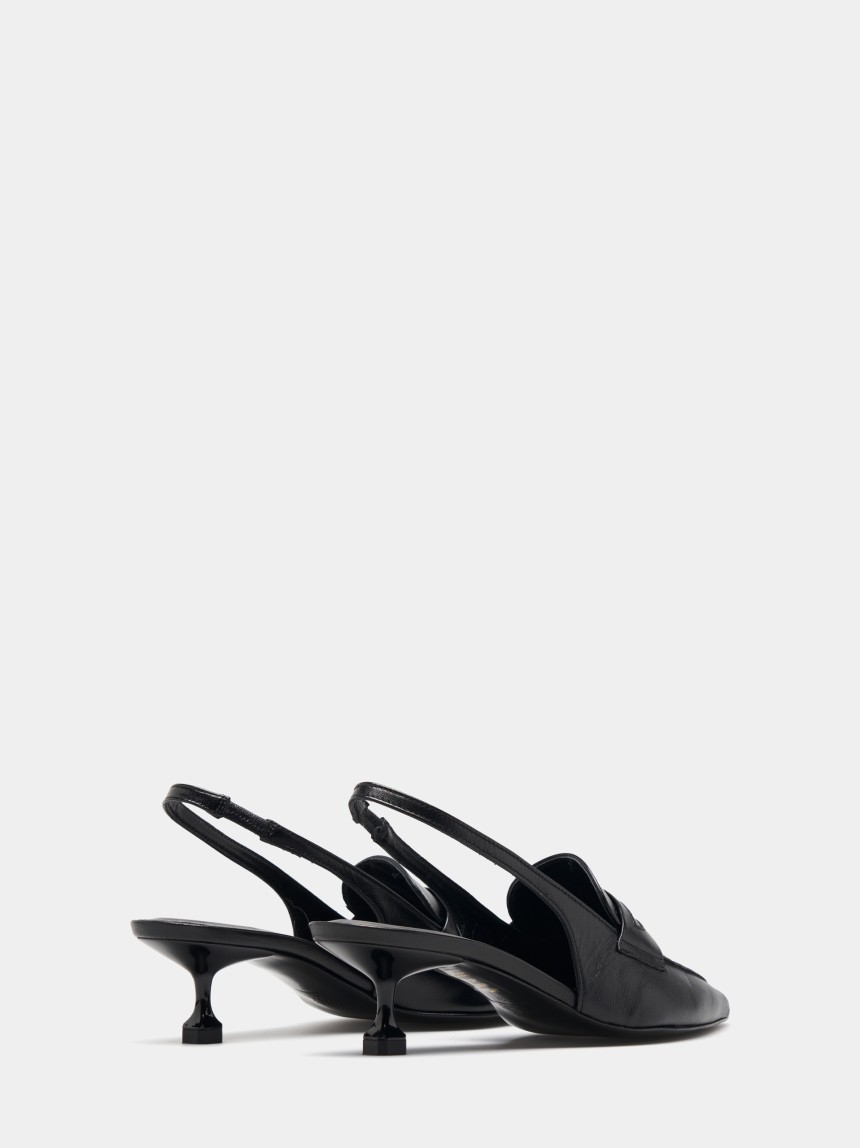 Sapatos de tac�o kitten