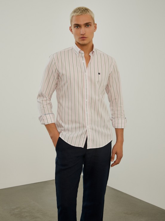 Slim fit striped shirt