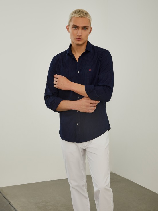 Slim fit shirt