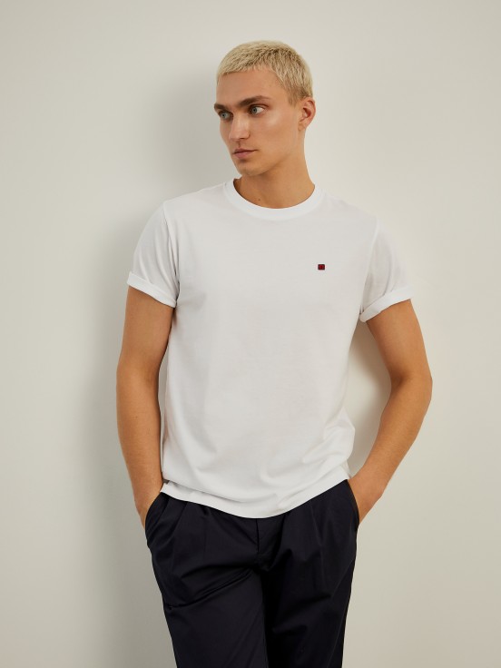 Basic cotton t-shirt