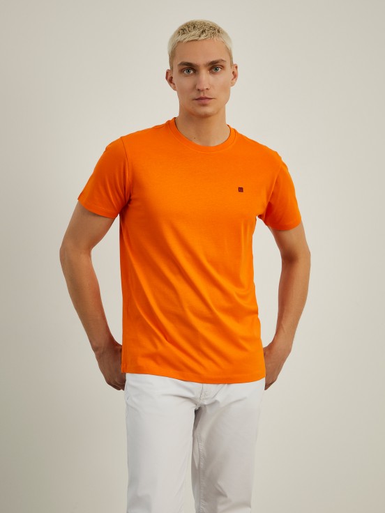 Basic cotton t-shirt