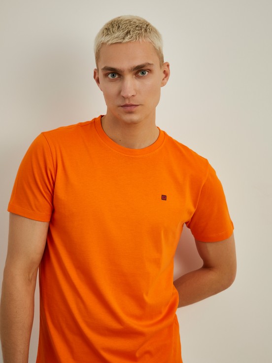 Basic cotton t-shirt