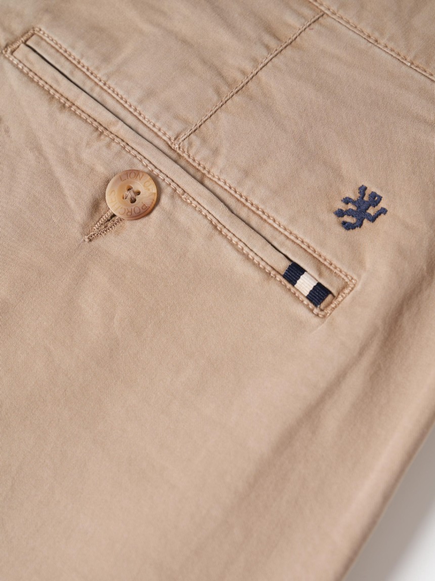 Regular fit chino pants