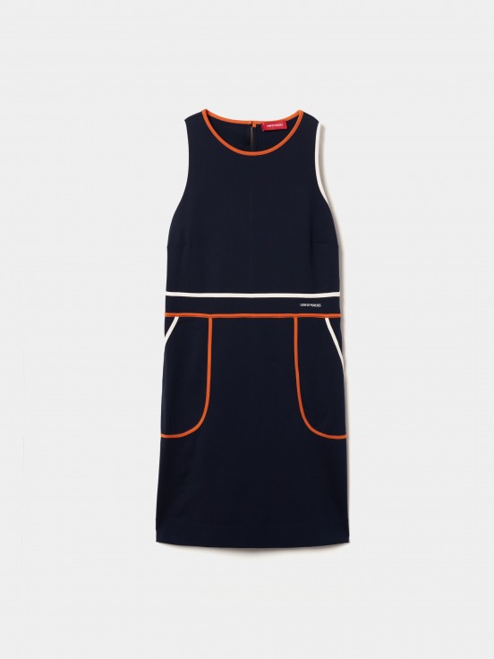 Vestido curto de malha