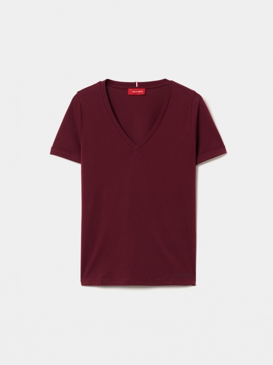 T-shirt de algodo decote em V