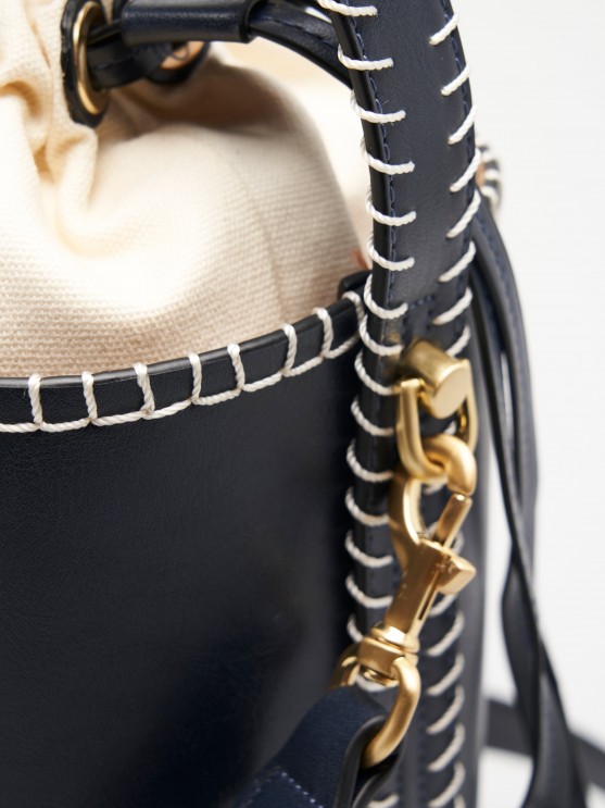 Circular bucket bag