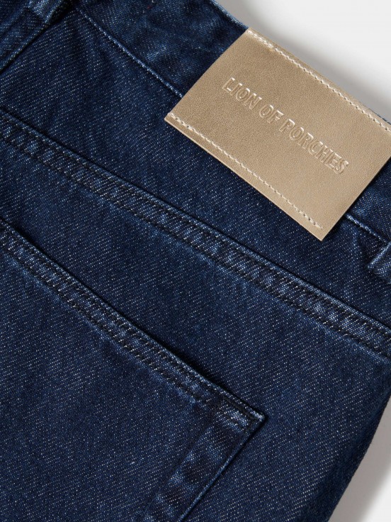 Pantalones anchos de mezclilla