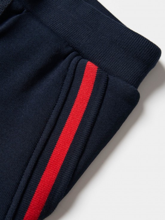 pantalones cortos de malla