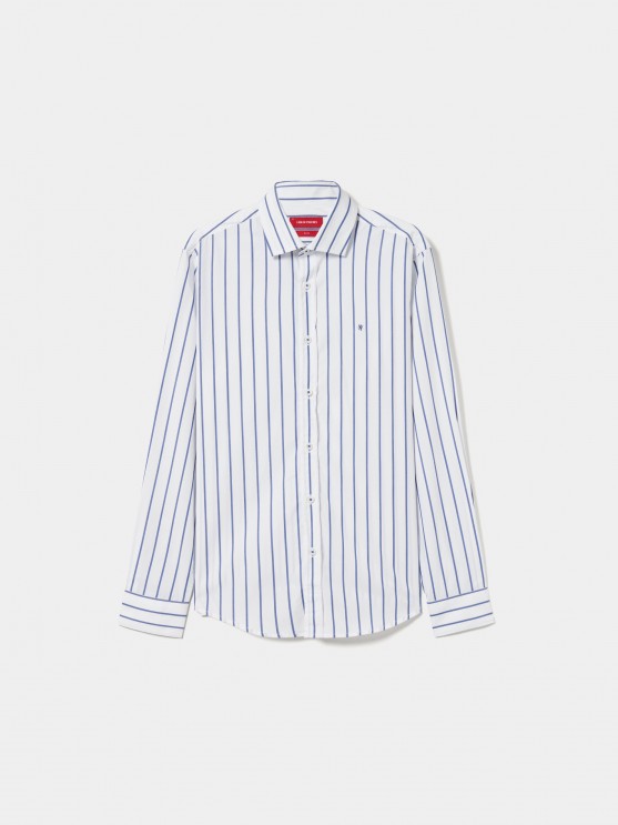 Slim fit striped shirt