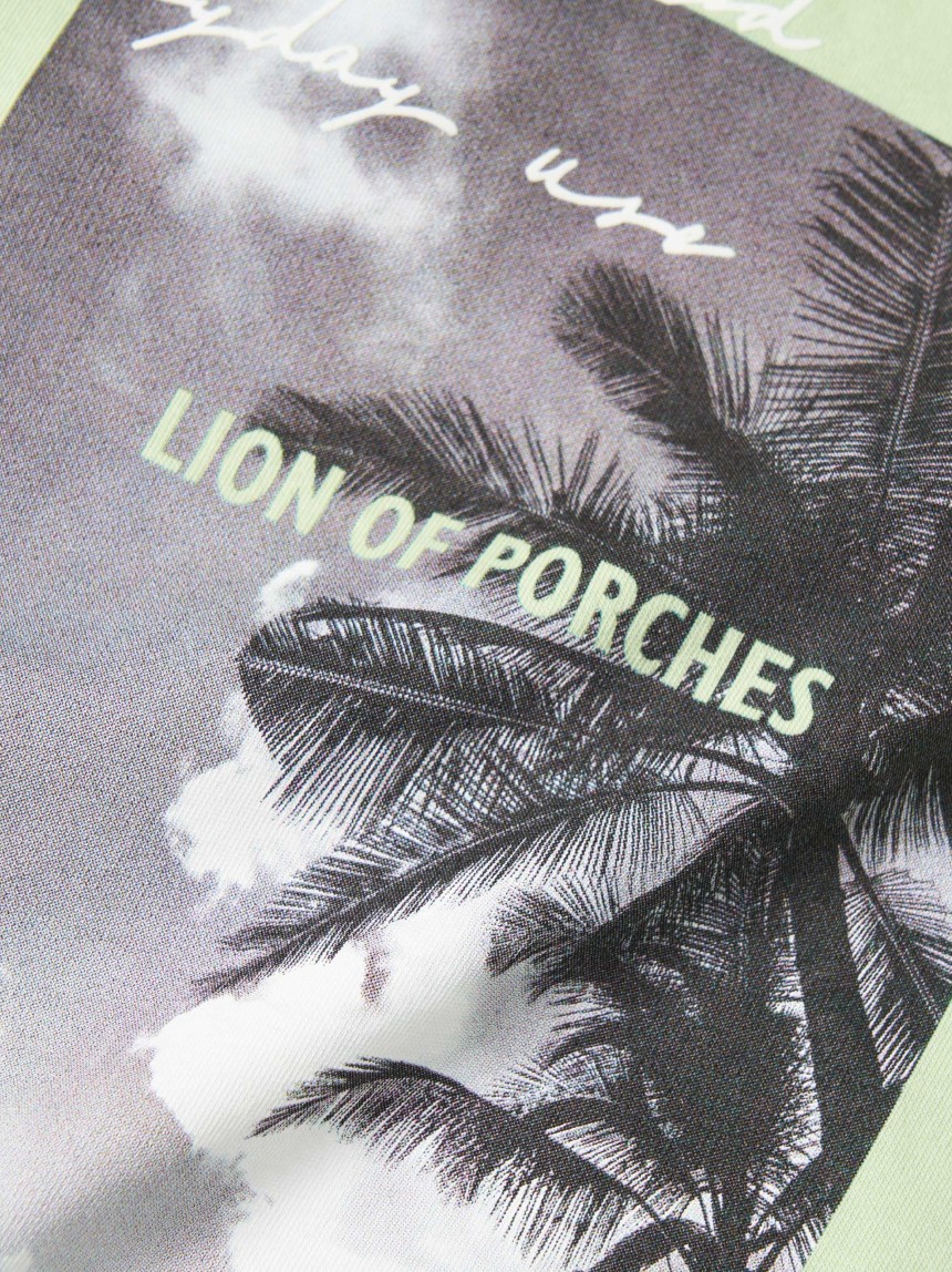 T-shirt com estampado