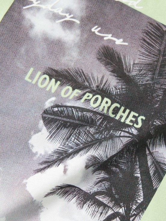 T-shirt com estampado