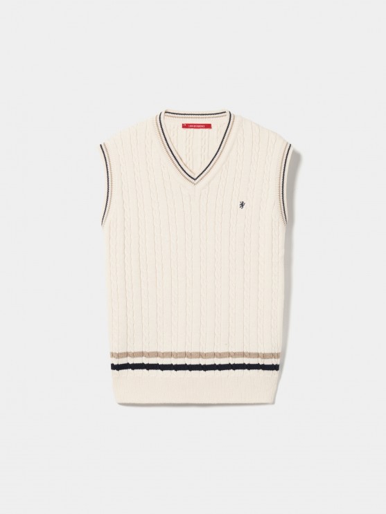 Knitted vest