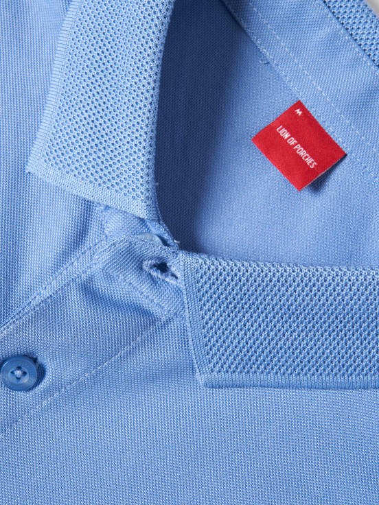 Polo de corte regular
