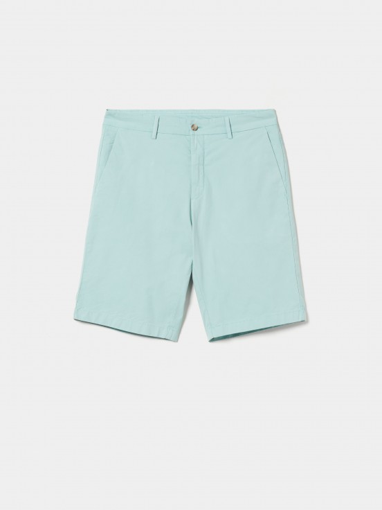 Pantalones cortos bermudas