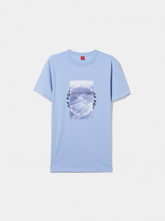 T-shirt manga curta com estampado