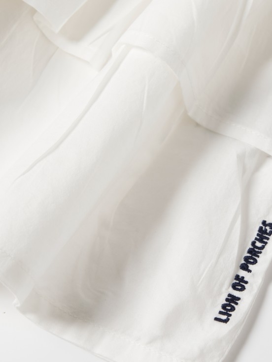 Blusa con volantes