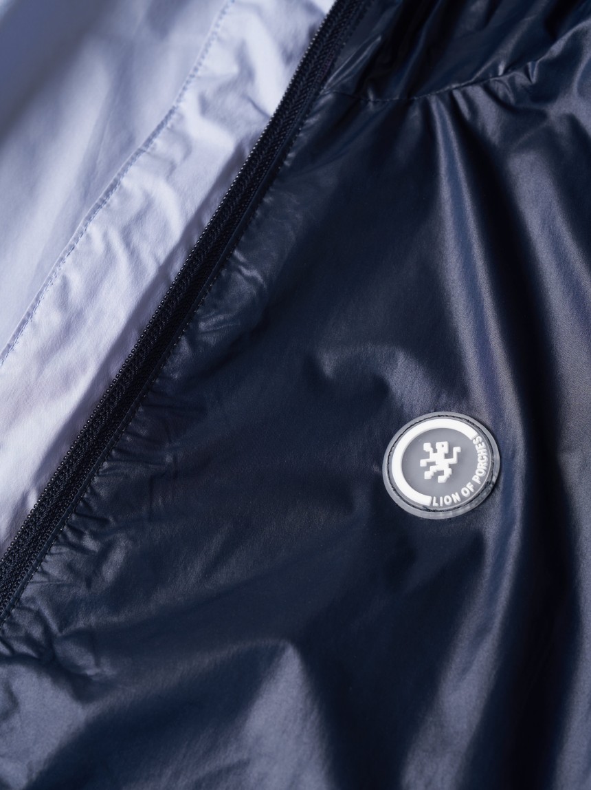 Reversible hooded jacket