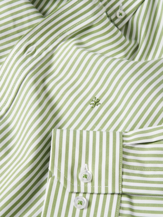 Camisa de rayas de corte regular