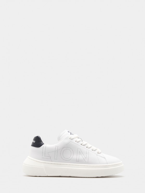 Lion sports shoes