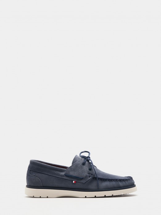 Lace-up sailing shoes