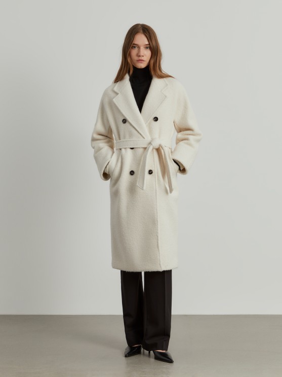 Double-breasted overcoat