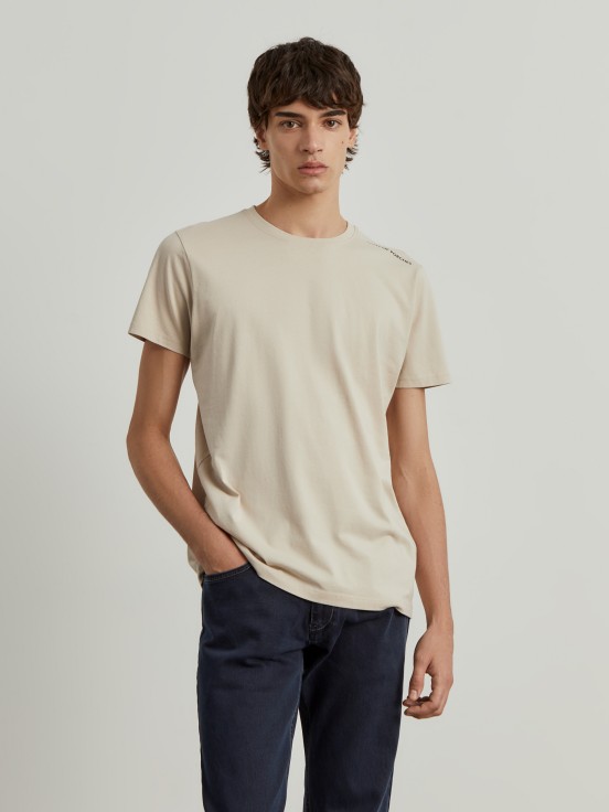 Basic cotton t-shirt