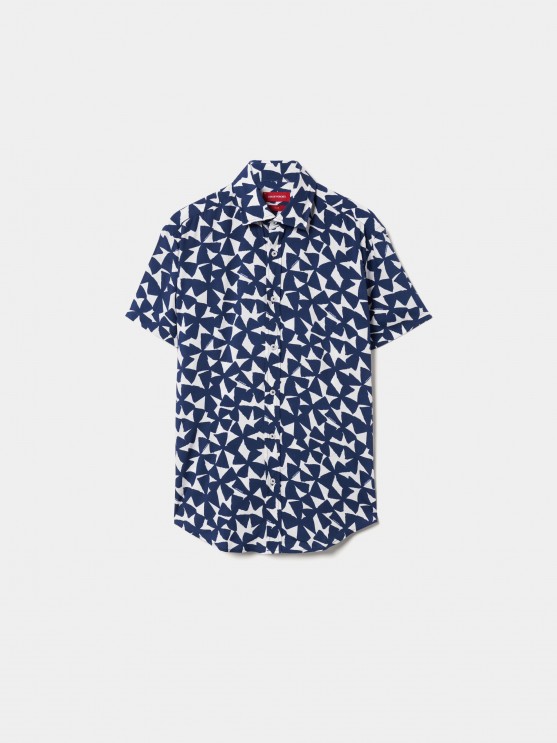 Slim fit short sleeve shirt