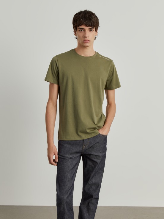 Basic cotton t-shirt