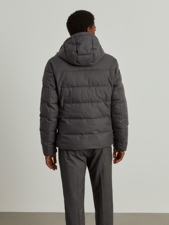 Water-repellent quilted jacket