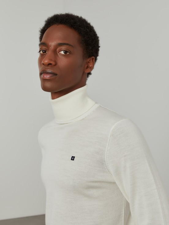 Turtleneck sweater