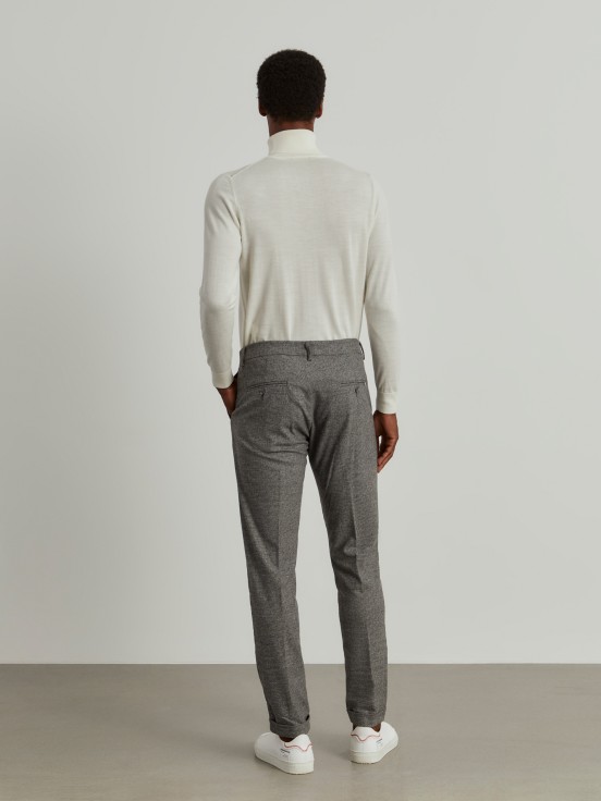 Micro pattern chinos