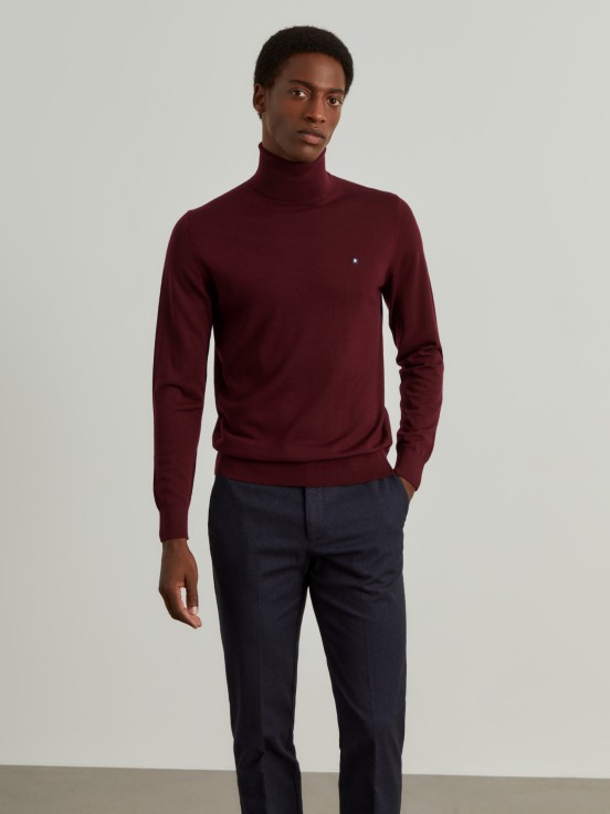 Merino wool turtleneck sweater