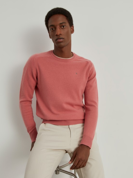 Round neck wool pullover