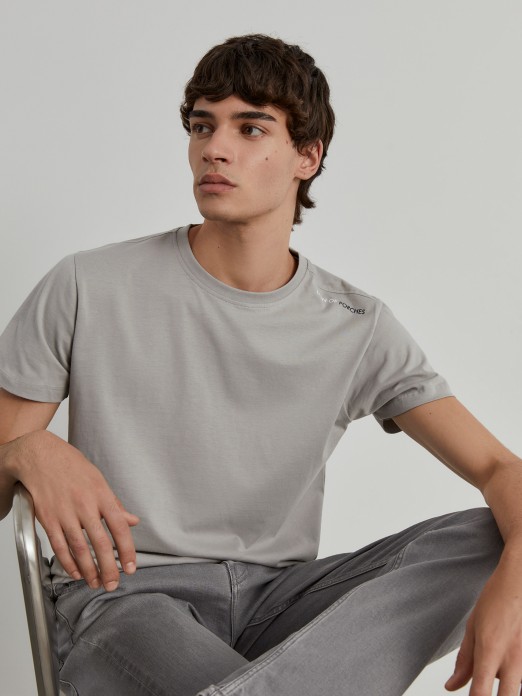 Basic cotton t-shirt