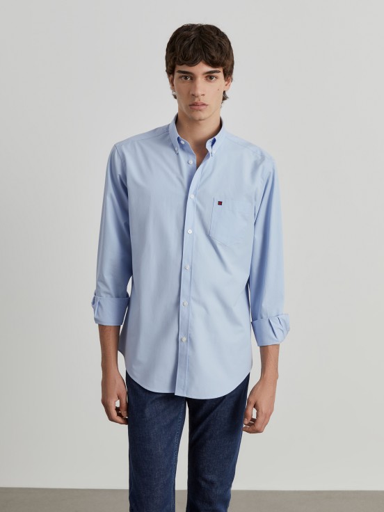 Man's regular fit cotton shirt in plain colour