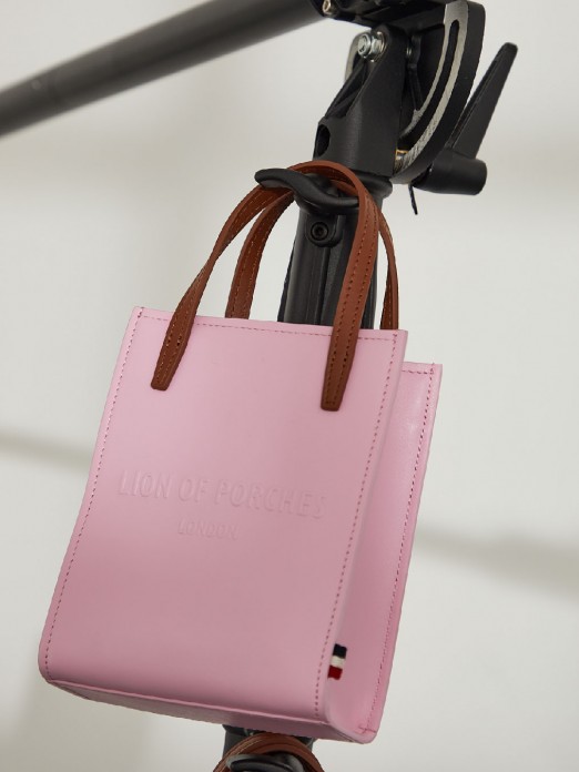 Cartera de piel bicolor para mujer con grabado