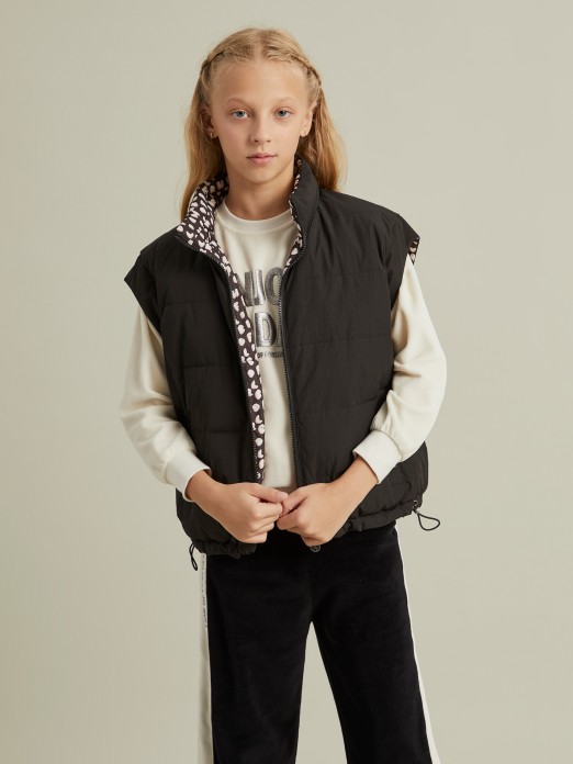 Reversible vest