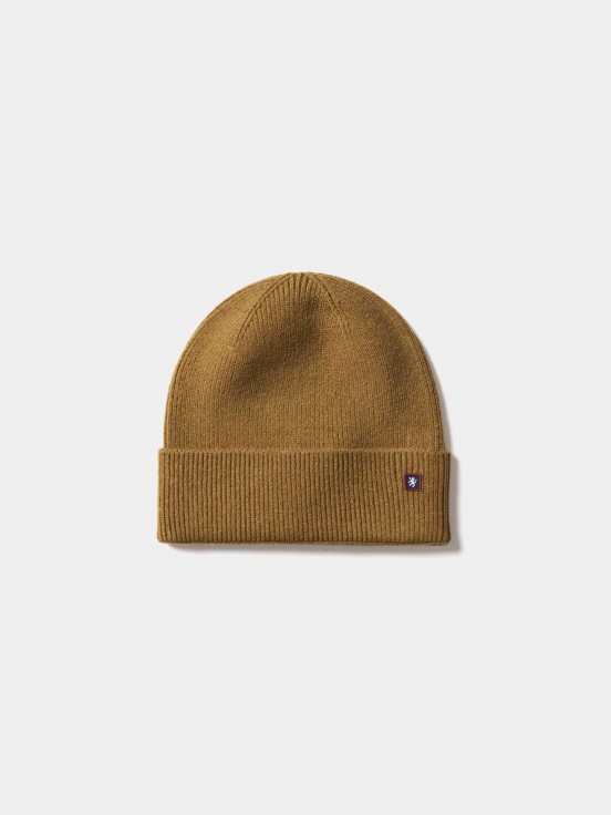 Ribbed knit hat