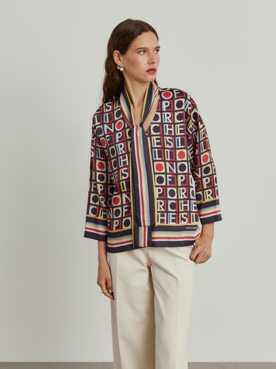 Blouse with print