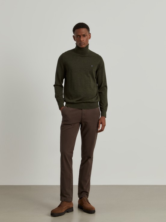 Slim fit chino trousers