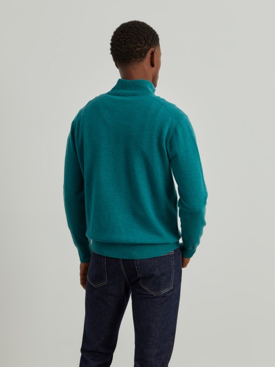 Sweater with zipper