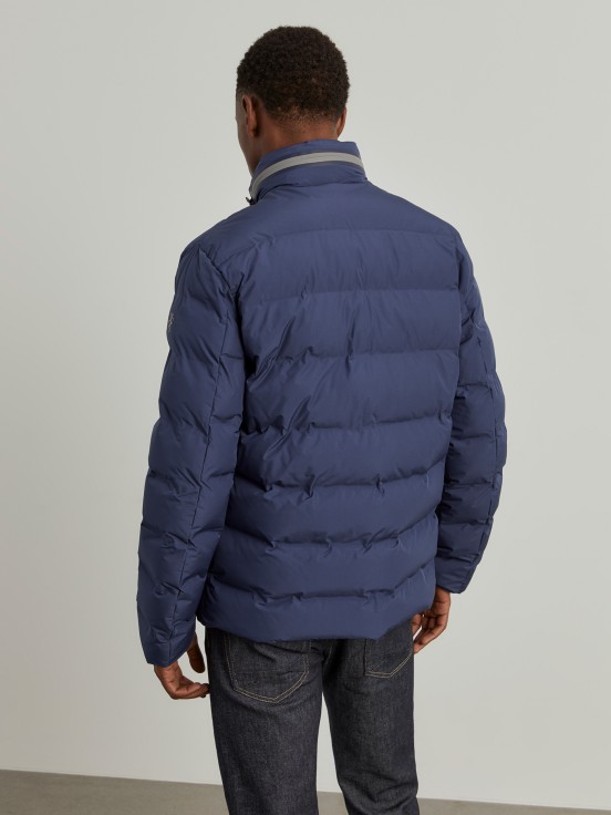 Water-repellent quilted jacket