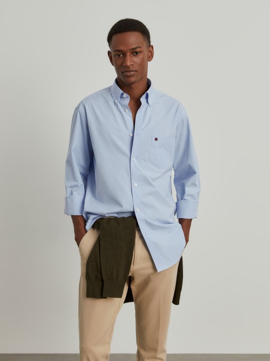 Man's regular fit cotton shirt in plain colour