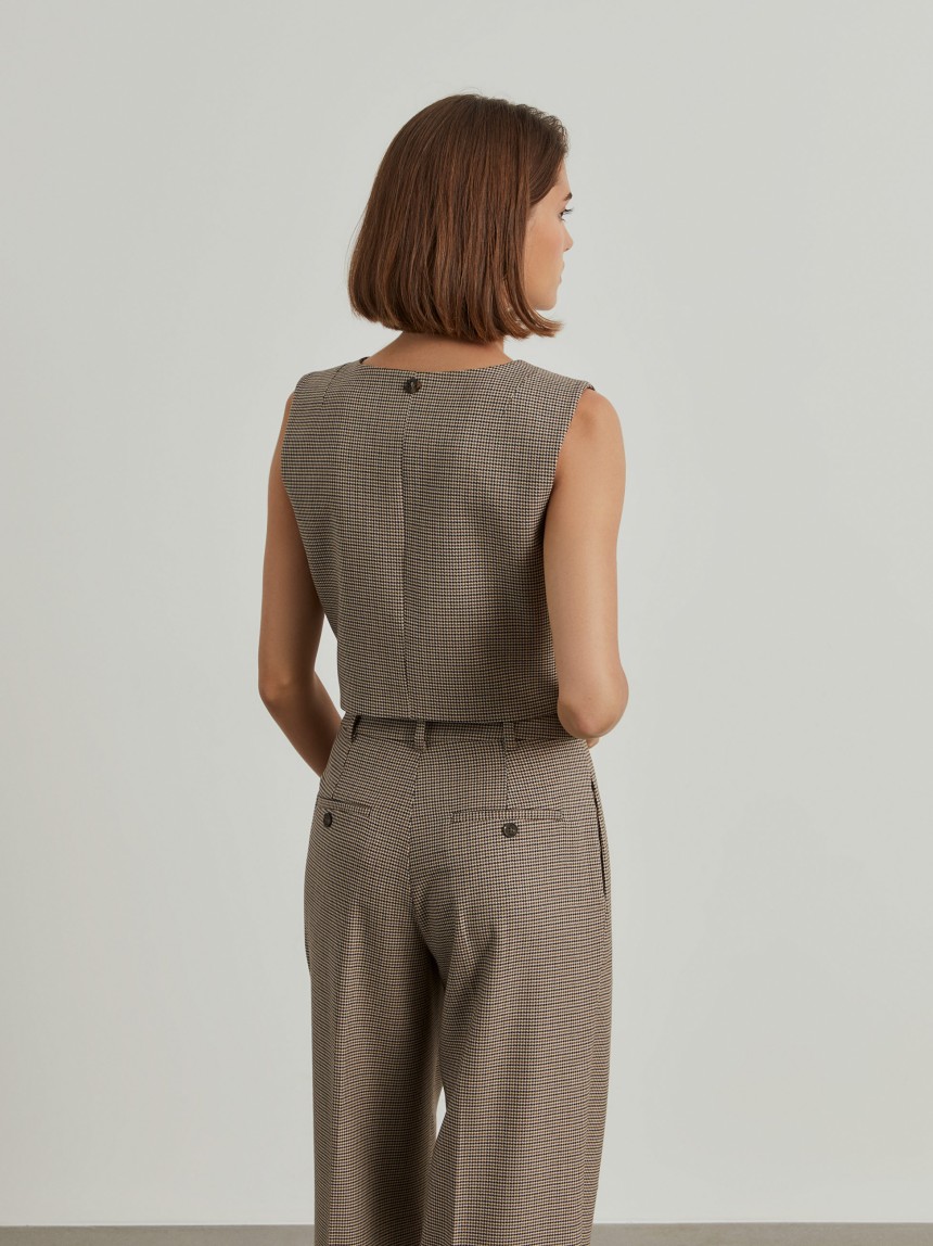 Short houndstooth vest