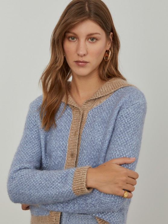 Knitted cardigan