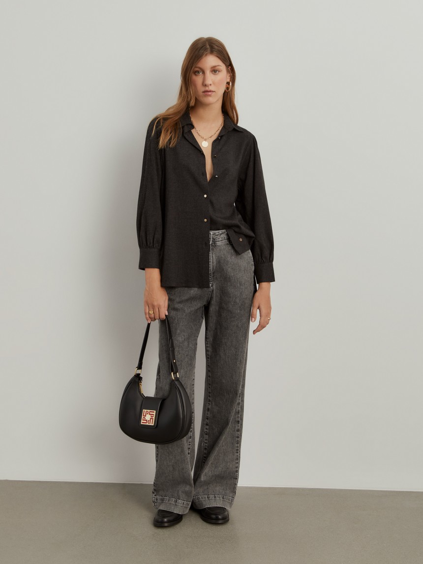 Camisa oversize assim�trica