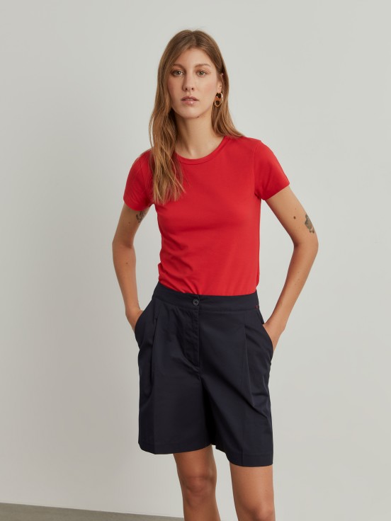 Basic cotton t-shirt