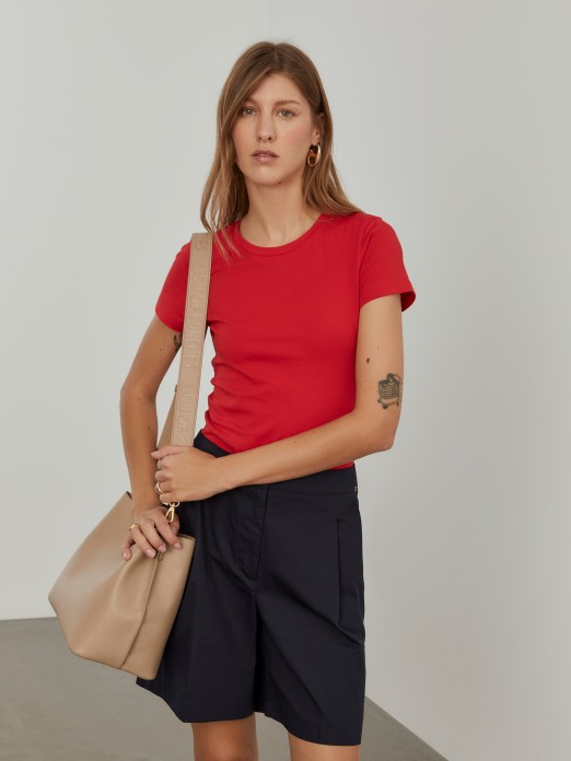 Basic cotton t-shirt