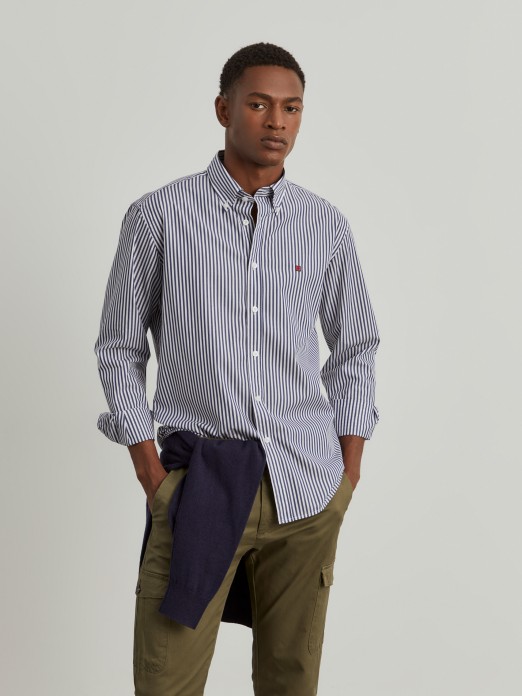 Slim fit striped shirt